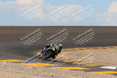 media/Sep-25-2022-CVMA (Sun) [[ee08ed6642]]/Race 8 Supersport Middleweight Shootout/